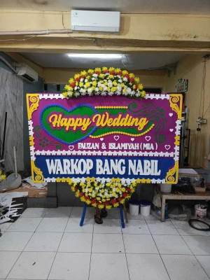 Papan Bunga di Gununggede Panggarangan